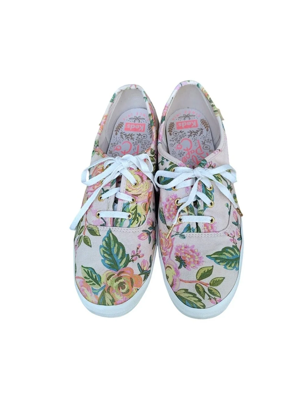 Keds lace up